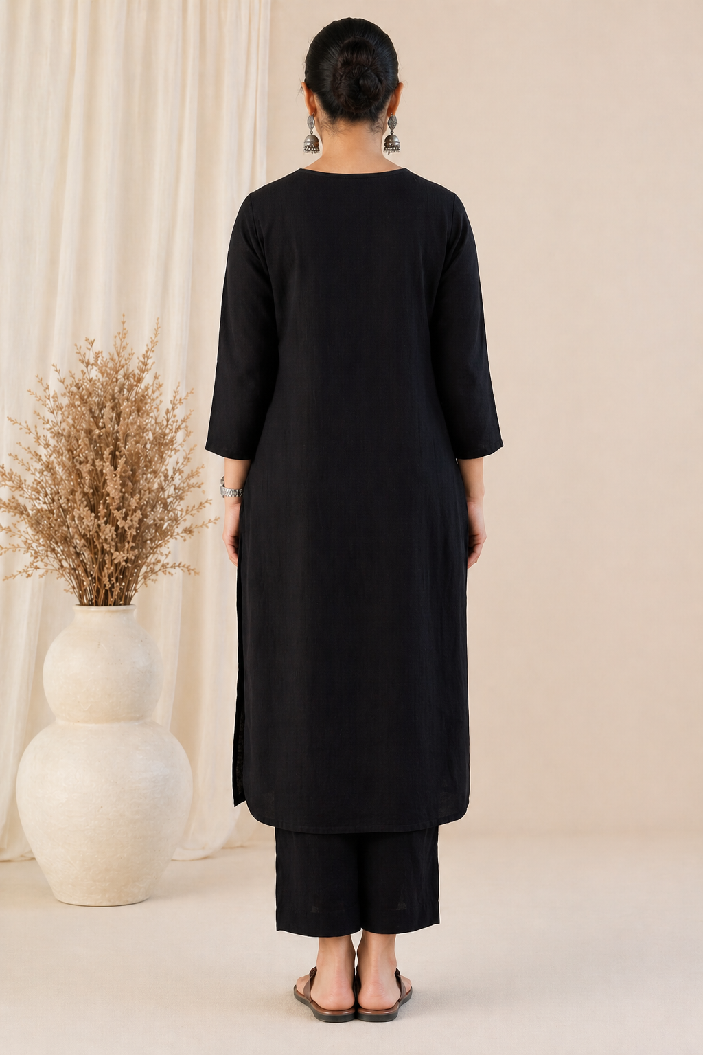 Noir Essence Kurta Set