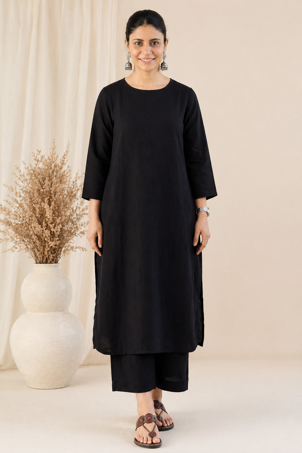Noir Essence Kurta Set